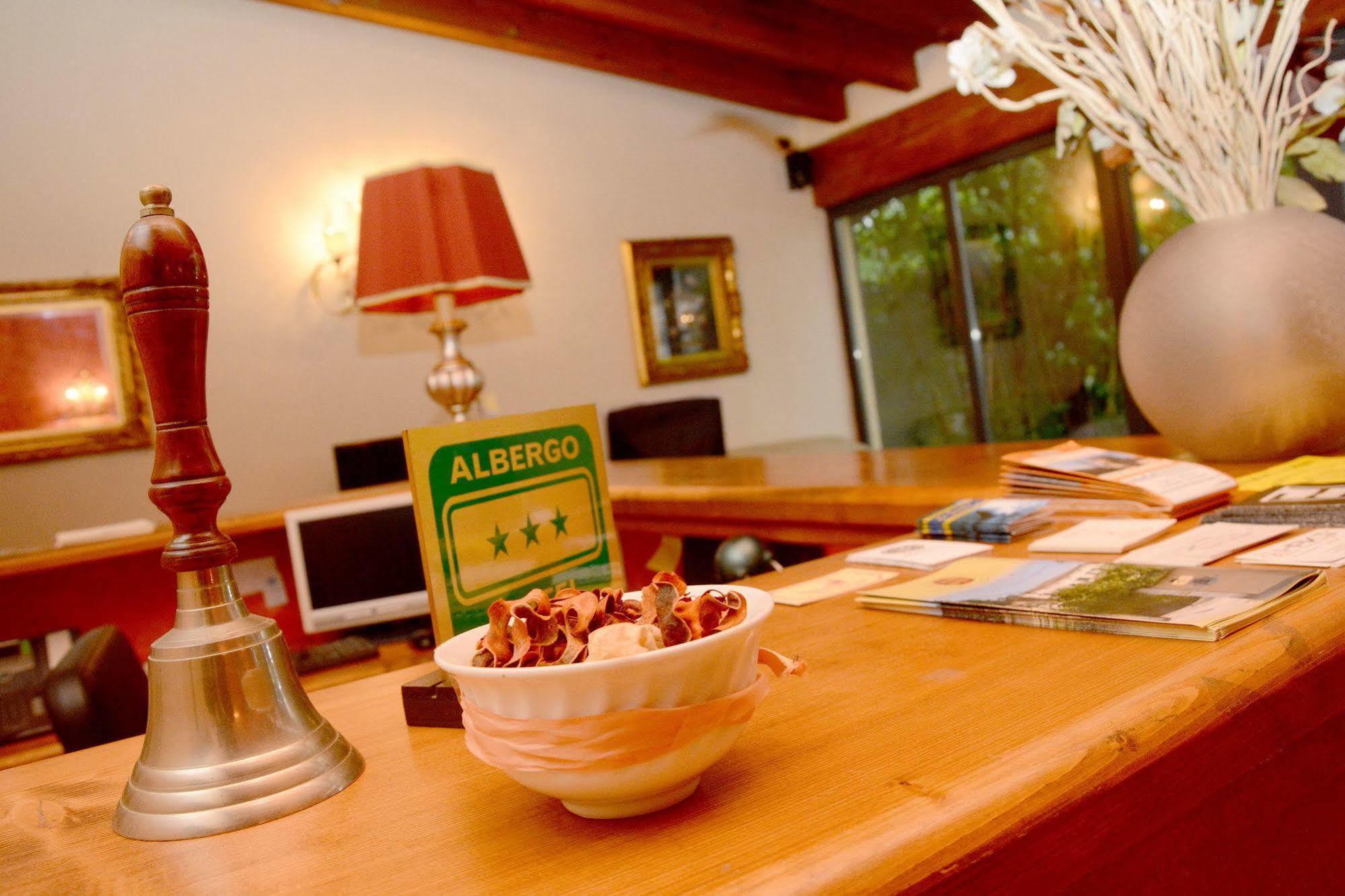 Albergo Dimora Storica Antica Hostelleria Crema Extérieur photo